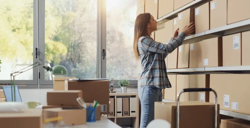 Amazon Vendor Vs. Seller – Differences and Difficulties for Online Sellers