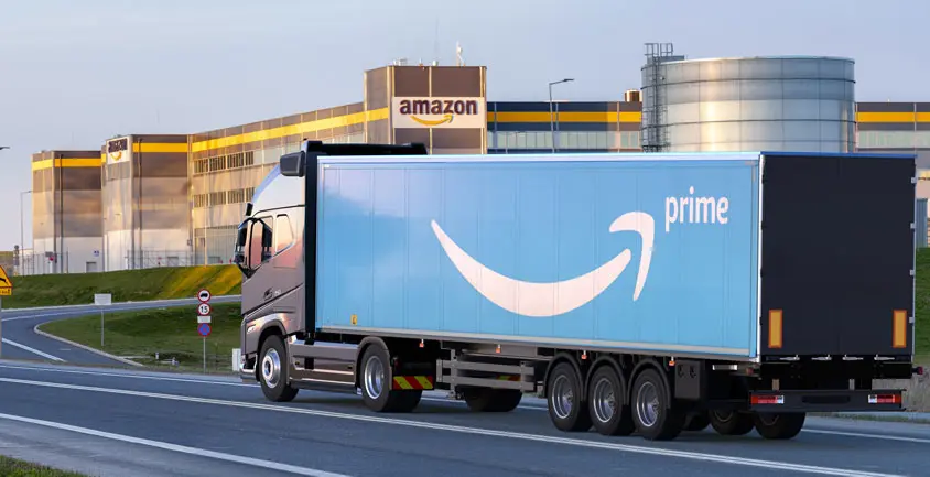 FBA prichádzajúca zásielka – Amazon Prime Truck ide do FBA skladu